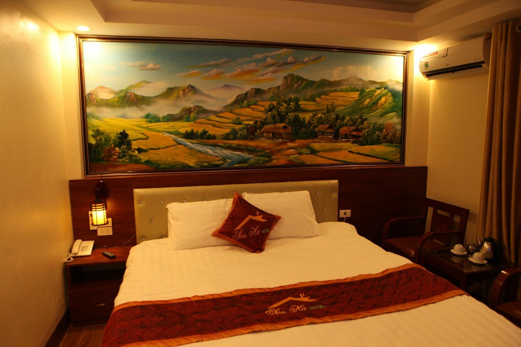 Son Ha Sapa Hotel Plus Eksteriør billede